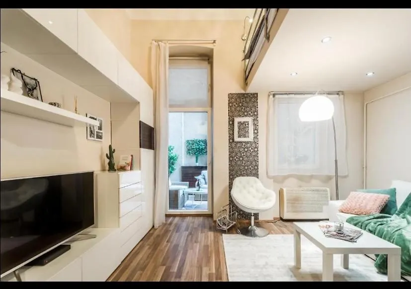 Center Studio With Sauna And Patio Apartment Budapest